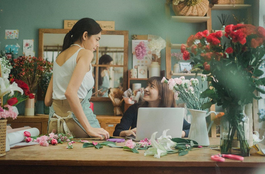 Build Your Business Right: Lamina’s Guide to Traditional Startup Financing