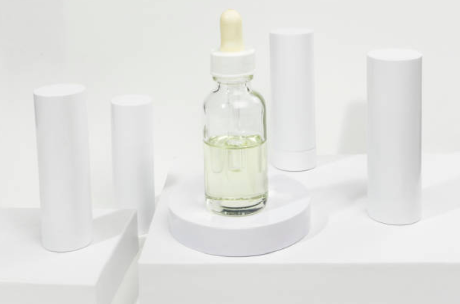 Discover the Versatility and Industrial Use of the Flacon Pipette Vide