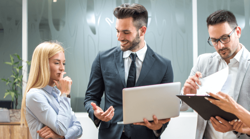 Designing for Short Attention Spans: Web Layouts That Captivate in 5 Seconds