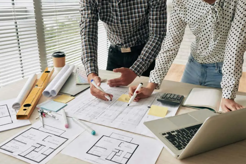 A Day in the Life of a Contractor Using Estimating Services
