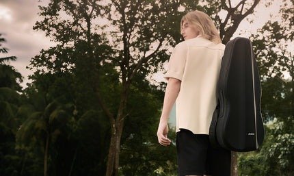 Real String Guitar: The Ultimate Experience for Musicians