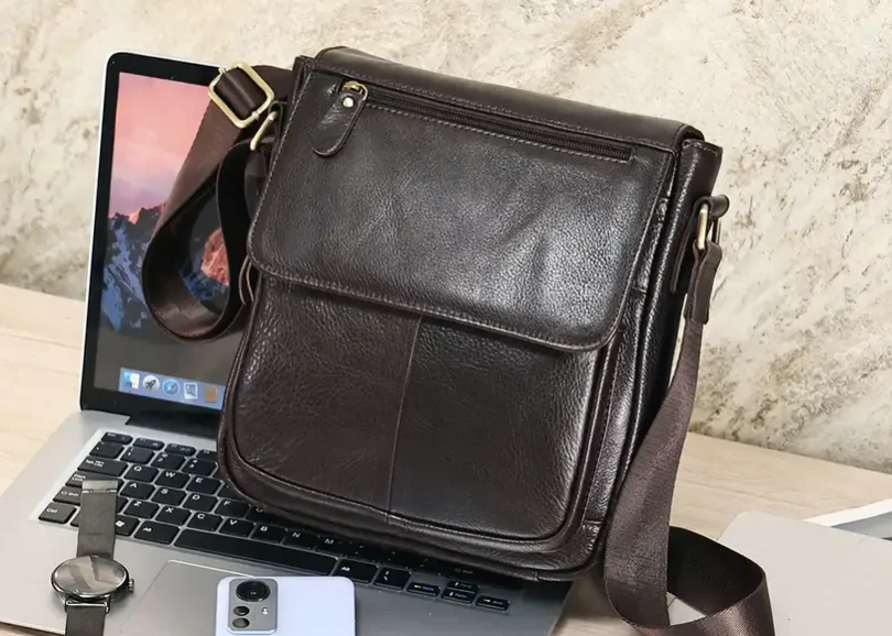 Stylish Leather Pouches for Everyday Use