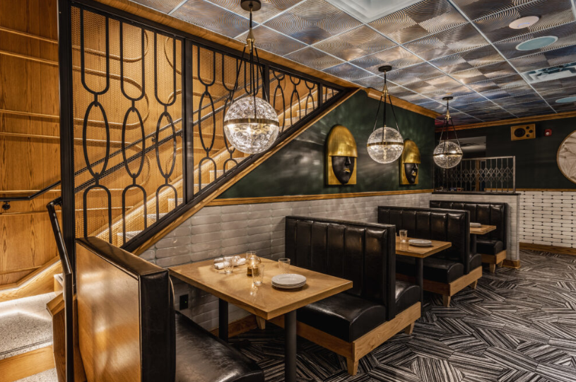 DIFFERENT STYLES RESTAURANT BOOTHS