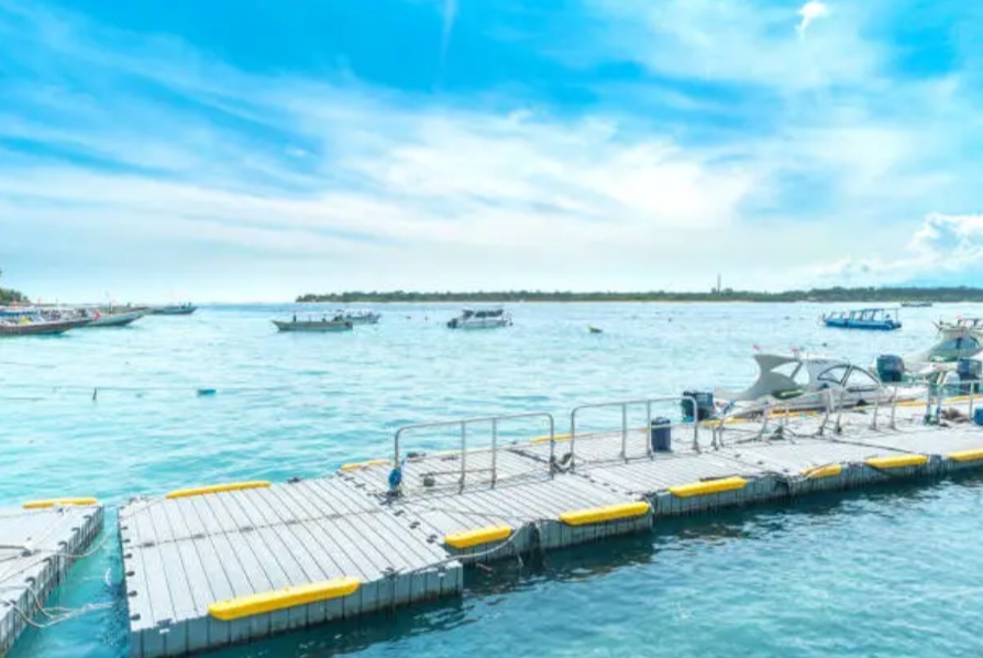 The Ultimate Guide to Choosing Floating Dock Solutions for Your Waterfront