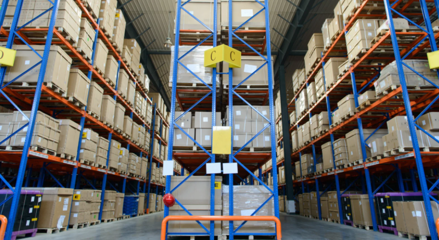 How Industrial Racking Helps Optimize Warehouse Layouts