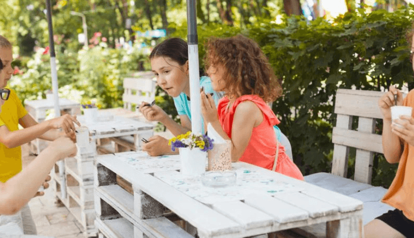 How to Choose the Right Kids Party Rentals for Your Event?