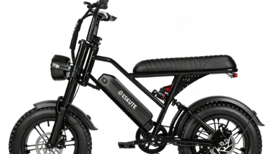 Is a Moped-Style Folding E-Bike Ideal for Urban Commuters?