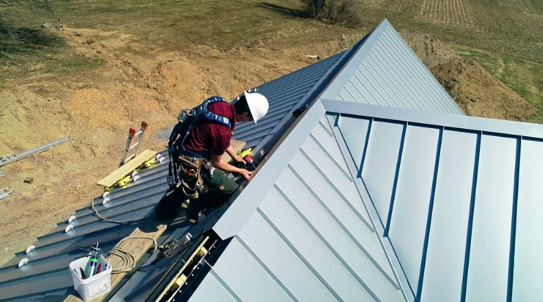 What Qualifies As A Complete Roof for A Construction Project?