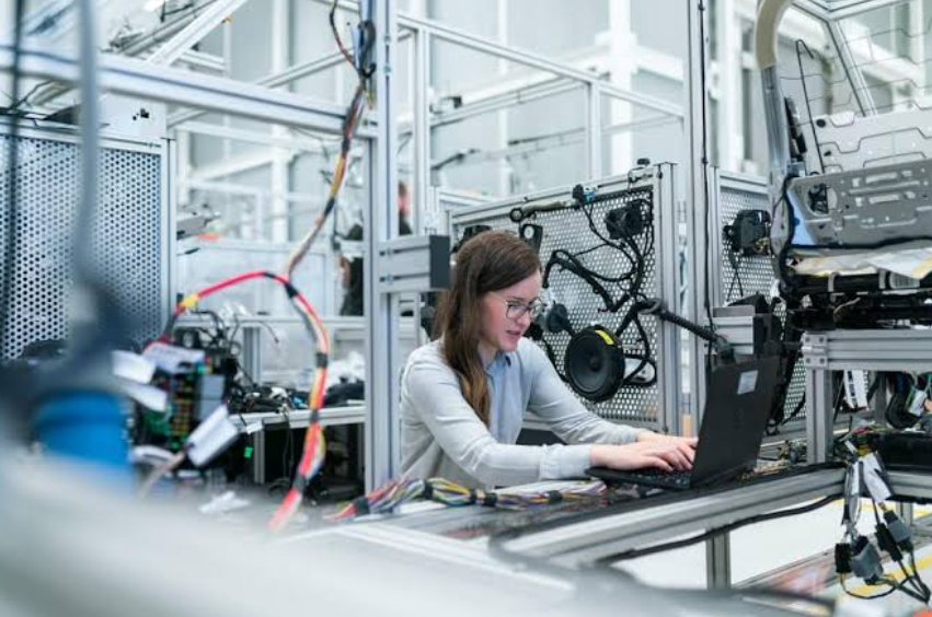 Indoor Location Tracking Has Shifted From Asset Visibility to Operational Control