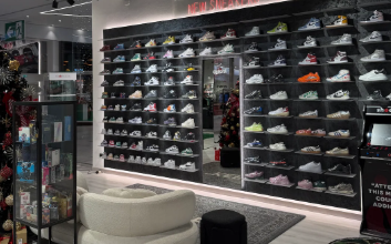 Why SHOEBUYA Is a Top Destination for Sneakerheads in Italy
