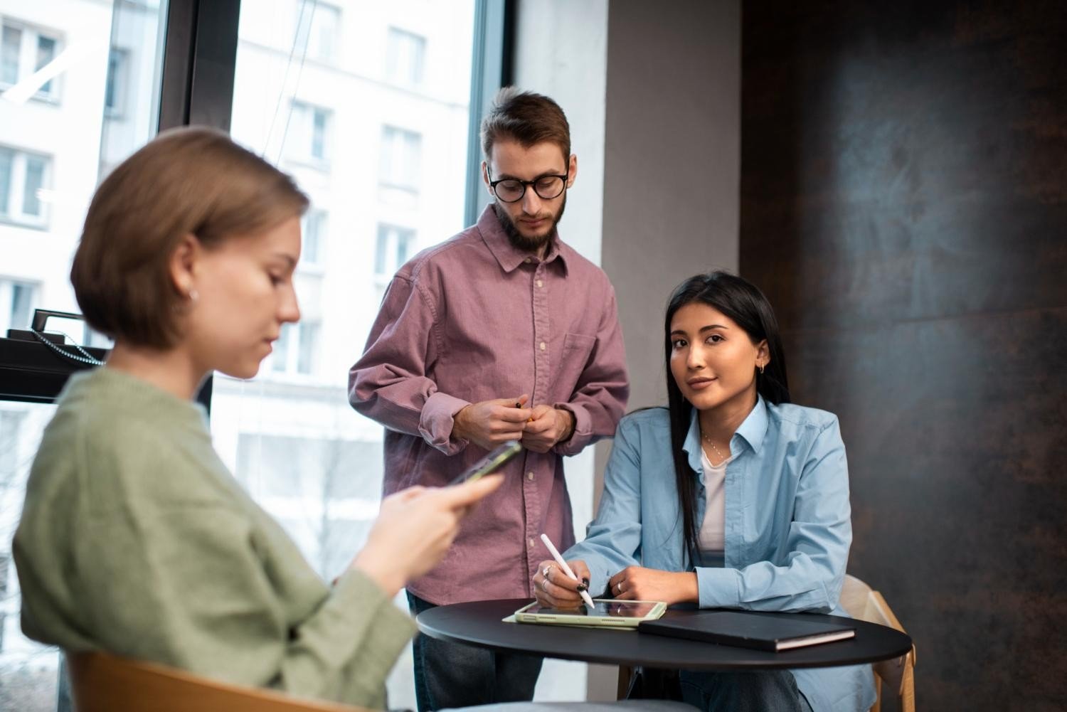 How a Trusted Career Coach in Chicago Can Help Professionals Advance Their Careers