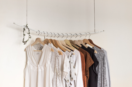 How to Read a Clothing Size Chart Before Ordering Online