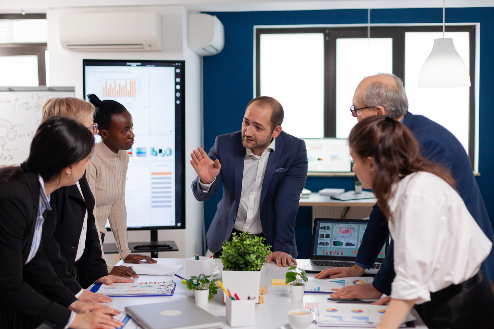 Turning Market Challenges Into Growth: How to Build a More Resilient Business Strategy